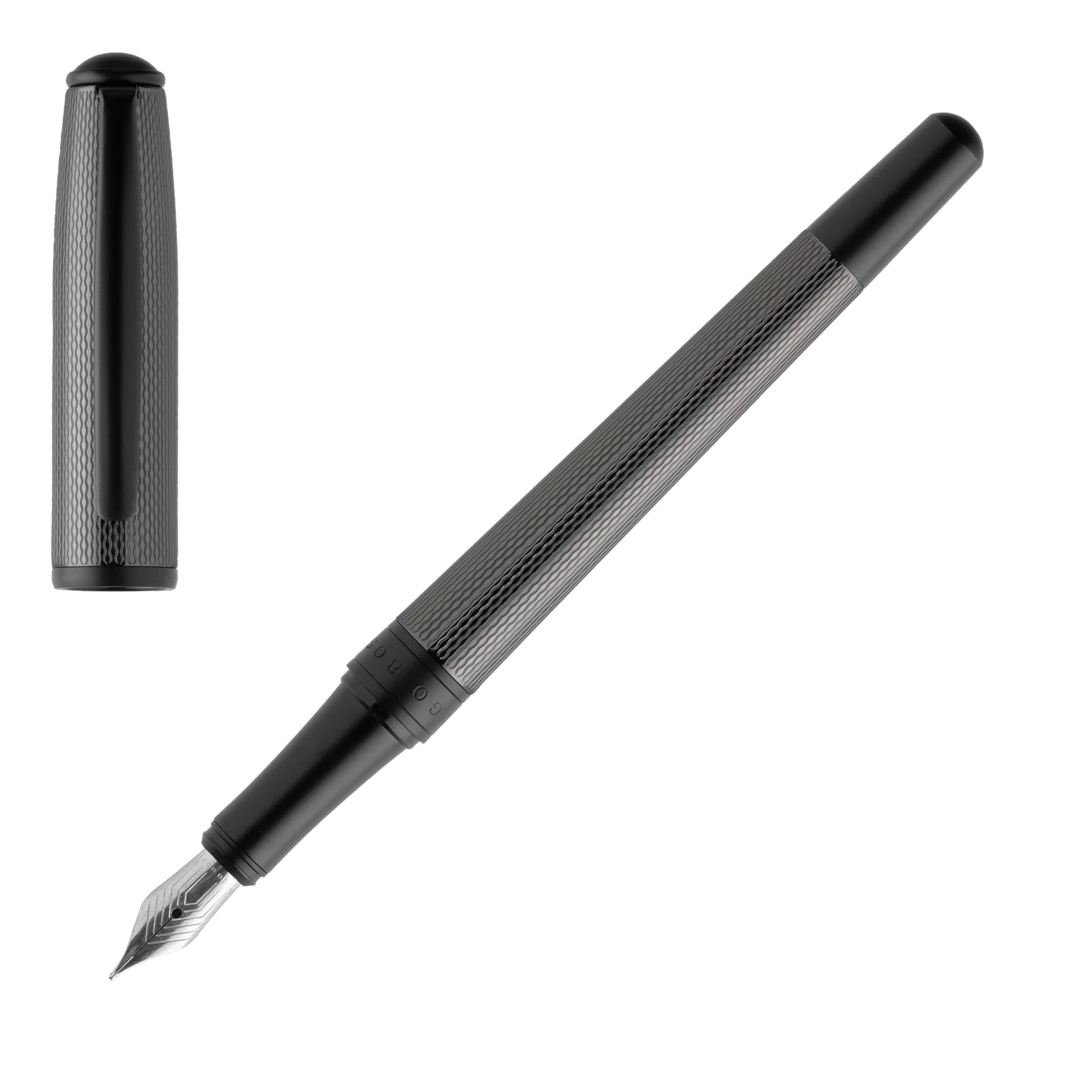Hugo Boss fountain pen essential glare black
